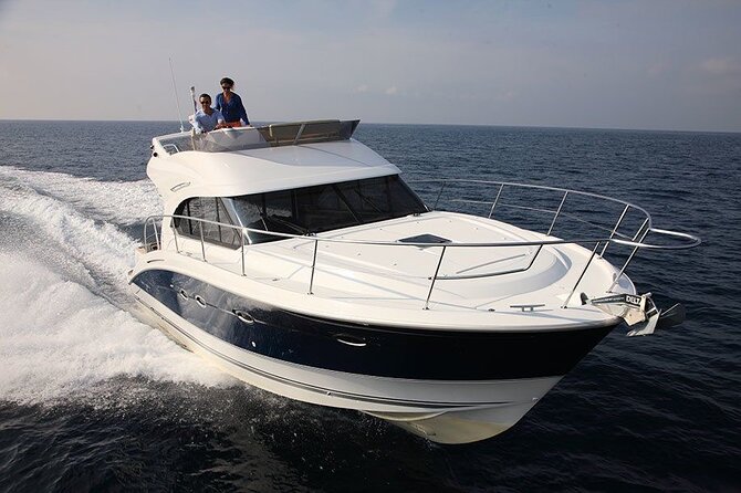 2 Hour Private Sunset Cruise on Luxury Motor Boat with Drinks - Sunset views without a crowded bar
