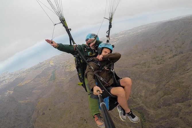 Acro Paragliding Adventure in Costa Adeje with FREE Pickup !! - Who should book this flight?