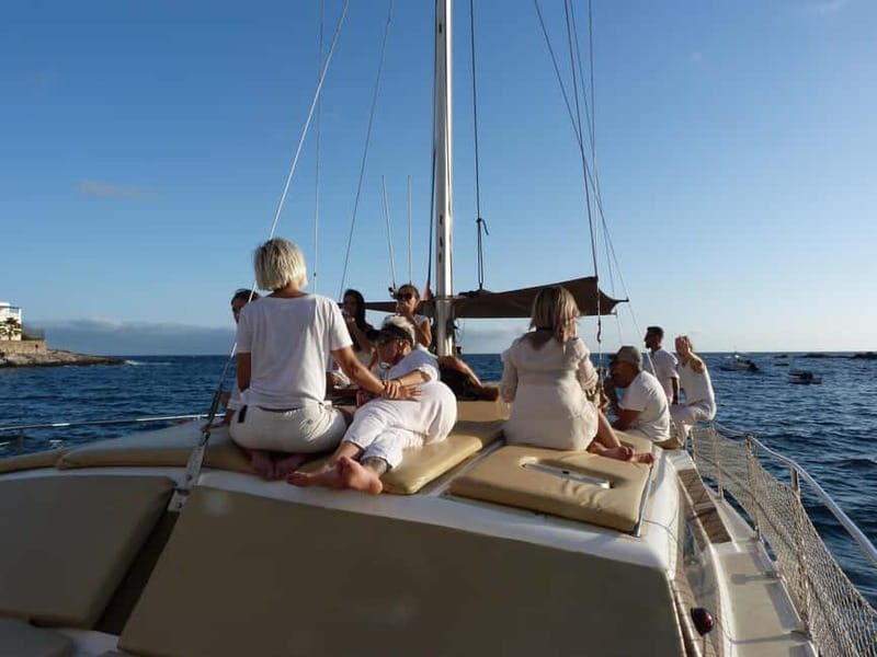 Costa Adeje: Catamaran Tour, Snorkelling, Snacks & Drinks - Sailing out from Puerto Colón