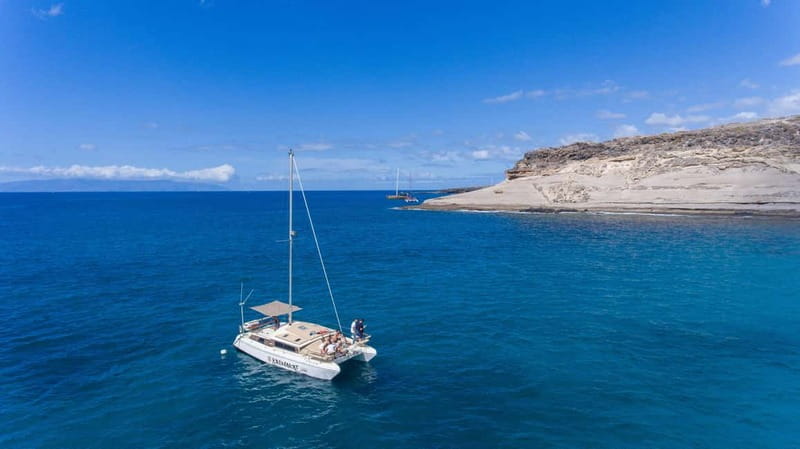 Costa Adeje: Catamaran Tour, Snorkelling, Snacks & Drinks - Snacks, drinks and time to relax