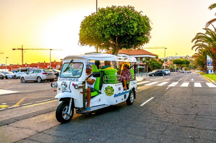 Costa Adeje: Tuk Tuk Tour - From Fañabé into Costa Adeje