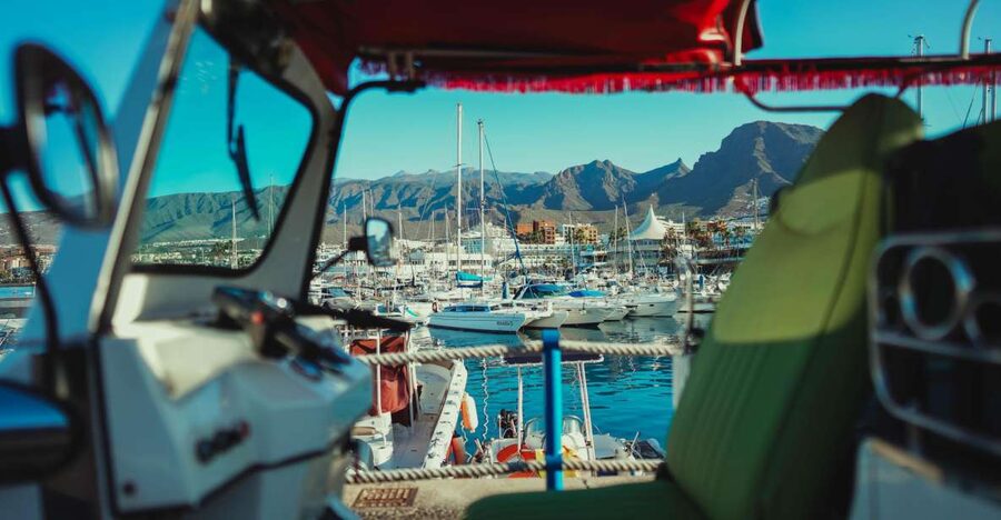 Costa Adeje: Tuk Tuk Tour - El Duque’s hotels and high-end shops