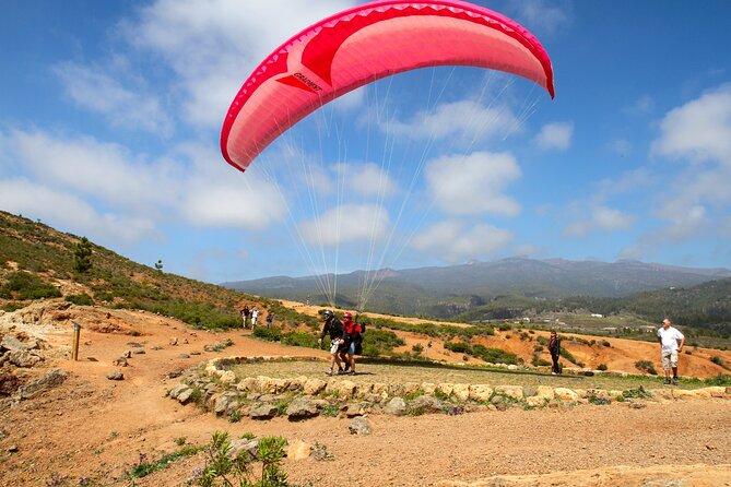 FlyTenerife Paragliding Flight - Brief instructions, then a flight with your pilot
