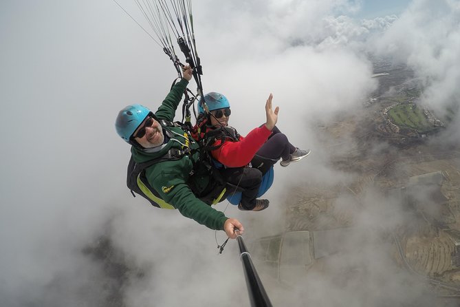 High Performance Paragliding Tandem Flight in Tenerife South - What to know before you book