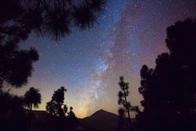 Mount Teide Night Tour: Stargazing, Dinner and Hotel Pick up - Moonlight, clouds, and cold air