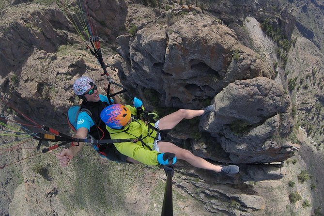 Premium Paragliding in Tenerife : Photos, videos and pickup included - Price, pickup, and timing