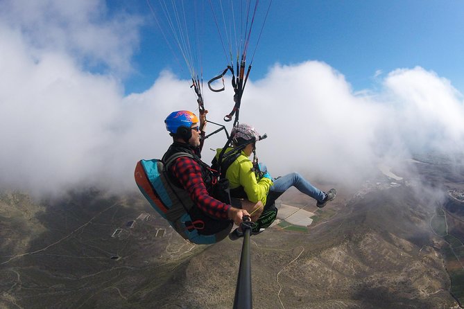 Premium Paragliding in Tenerife : Photos, videos and pickup included - Should you book this flight?