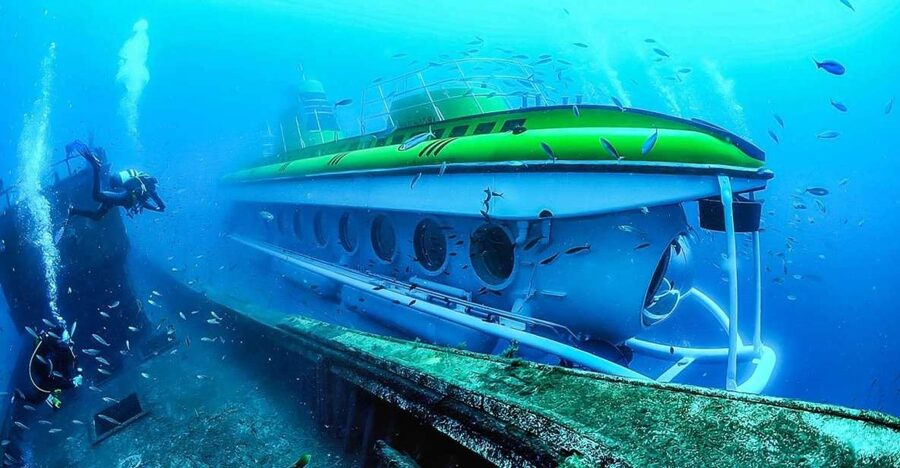 Puerto de la Cruz: Submarine Trip and Beach Stop in Tenerife - Seeing the seabed through 22 large windows