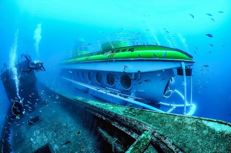 Southern Tenerife: 50-Minute Submarine Dive - The descent to 30 meters