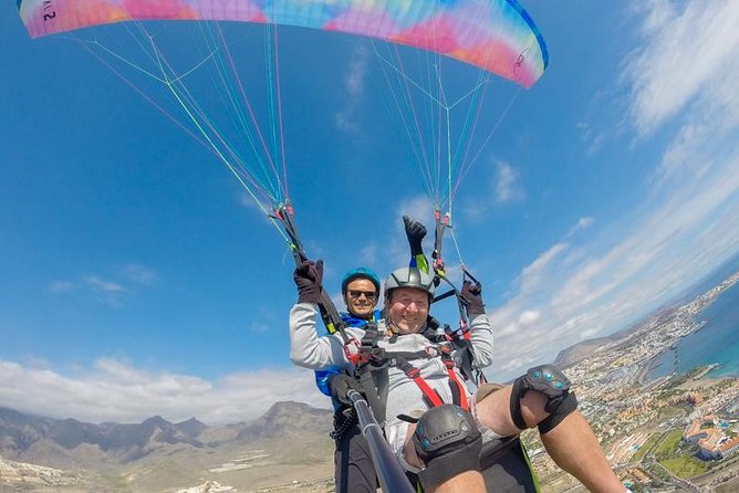Tandem Paragliding Flight in South Tenerife - Who will get the most from this flight