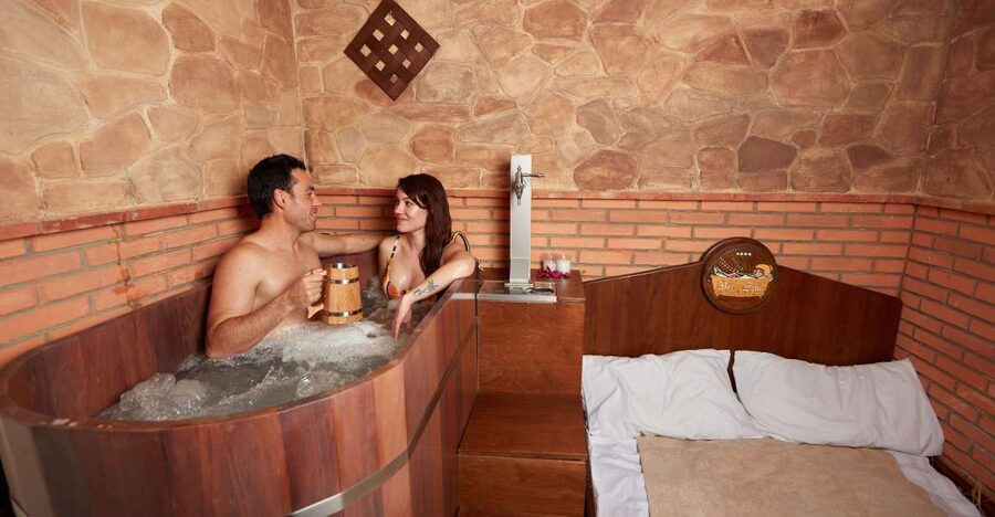 Tenerife: Beer Spa Experience with Tastings and Snacks - What to know before you book