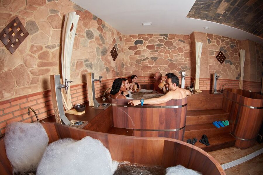 Tenerife: Beer Spa Experience with Tastings and Snacks - A beer spa, not a beer-soaked novelty