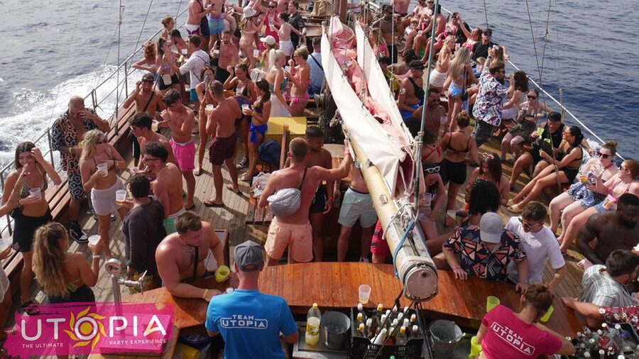 Tenerife: Boat Party with Open Bar and DJs - Should you book it?
