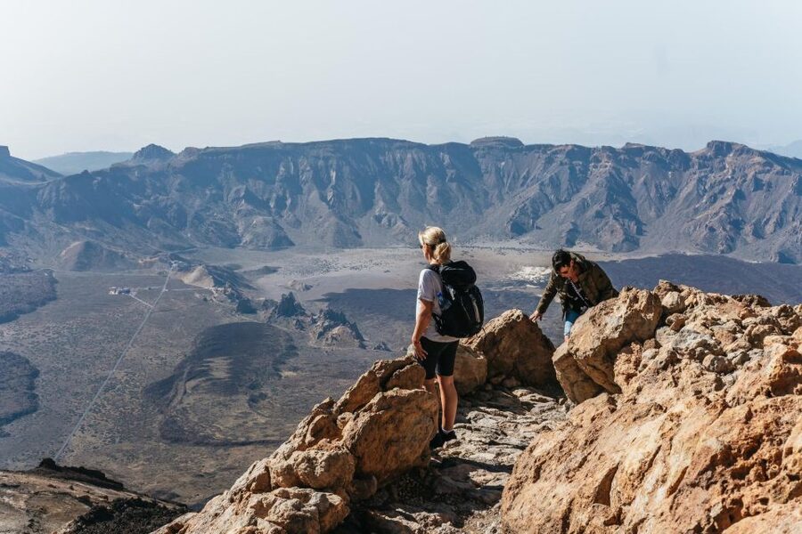 Tenerife: Mount Teide Summit Hiking Adventure with Cable Car - Your guide turns volcanic ground into a story
