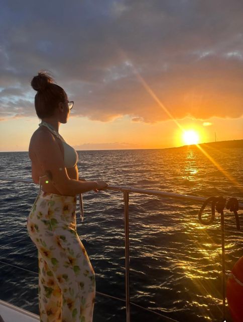 Tenerife: Sunset Catamaran Tour with Transfer, Buff & Drinks - The trip at a glance