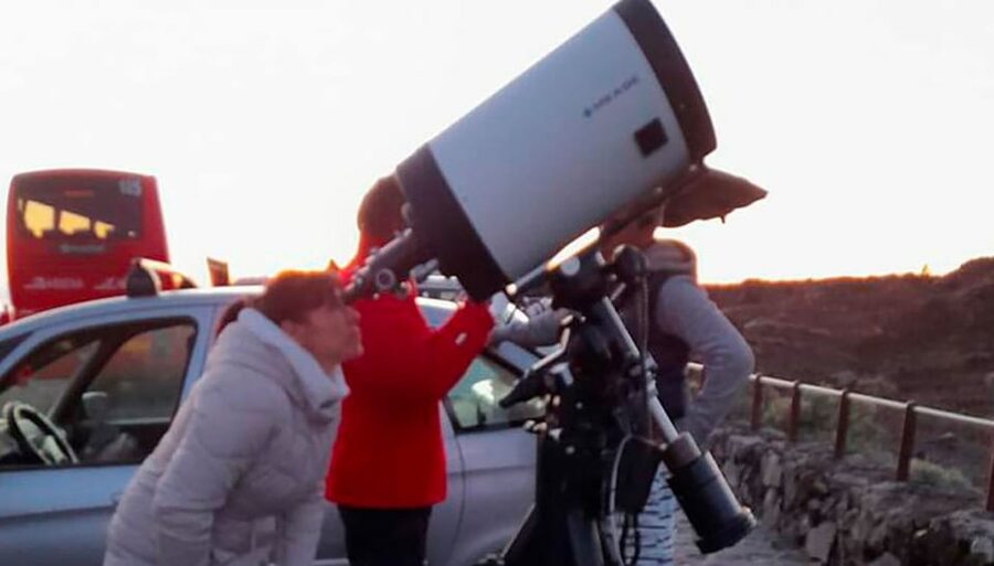 Tenerife: Sunset Night Tour and Stargazing at Teide + Dinner - A short café stop before the sunset