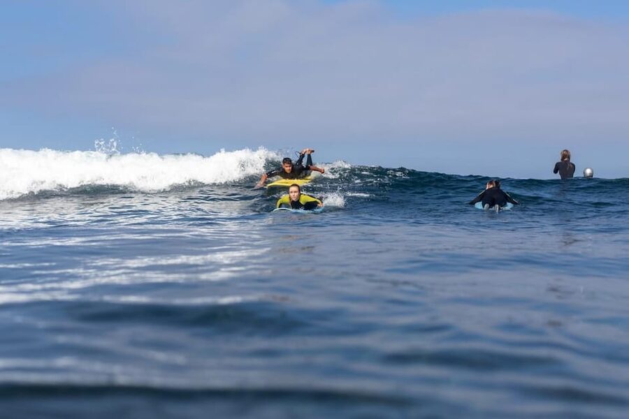 Tenerife: Surf Lesson at Playa de Las Americas - From the safety briefing to 100 minutes in the water