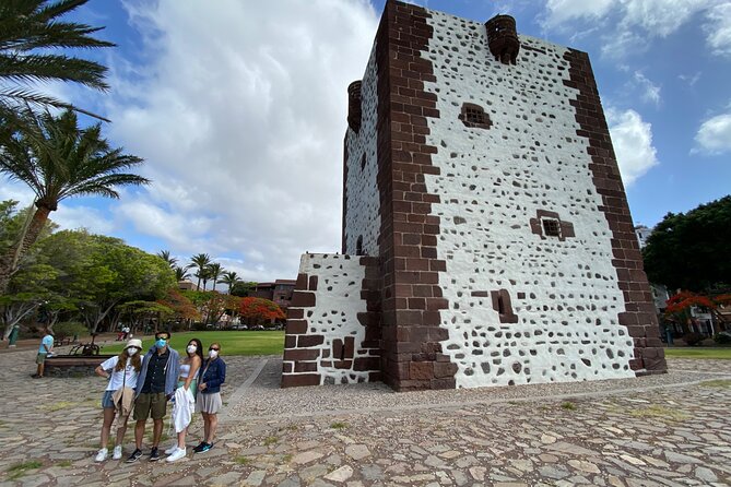 VIP tour of La Gomera from Tenerife - Punta del Belete: ravines and César Manrique’s work