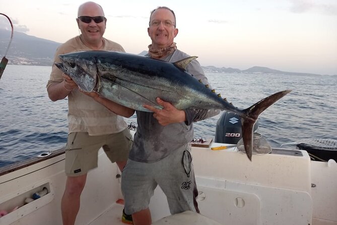 World Class Fishing Charter Trip in Tenerife - What a 25-foot sportfishing boat means for you